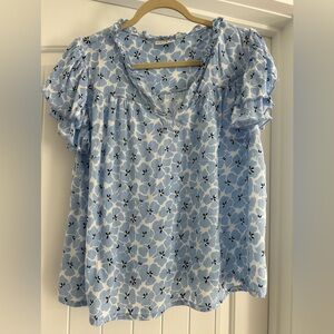 Wonderly Blue Floral Ruffle Sleeve Top